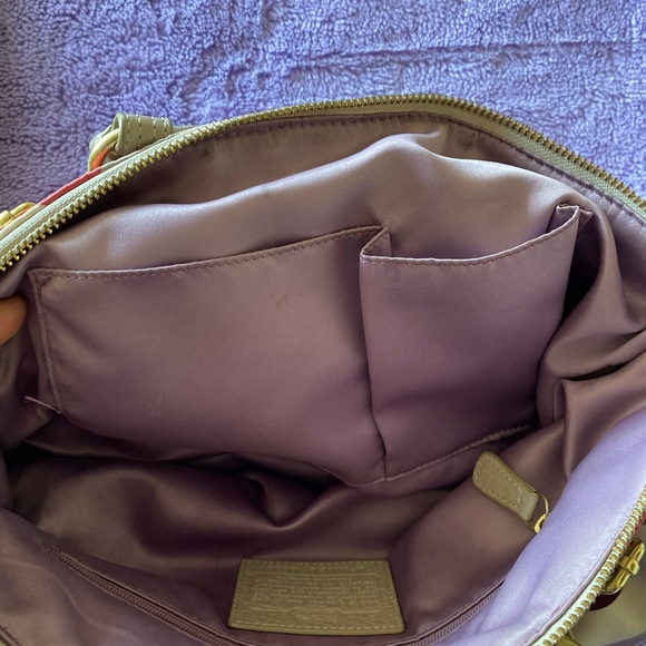 Signature Coach Shoulder  Bag - Picture 9 of 9